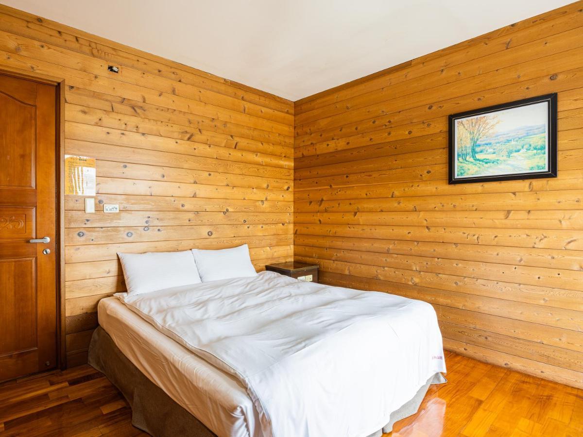 Bishui Shanju Lakeside B&B 유치 외부 사진