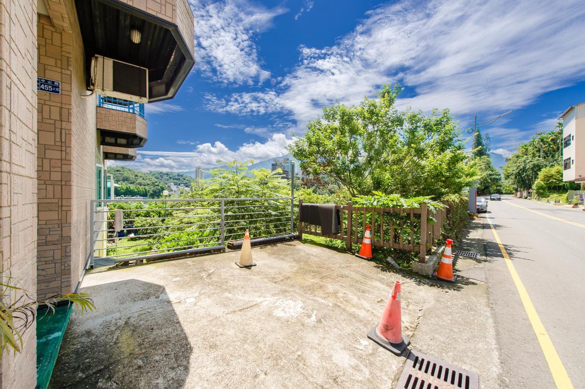Bishui Shanju Lakeside B&B 유치 외부 사진